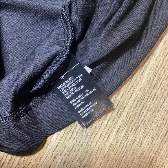 Calvin Klein Black Muscle Tee Size M NWT - Picture 4 of 8